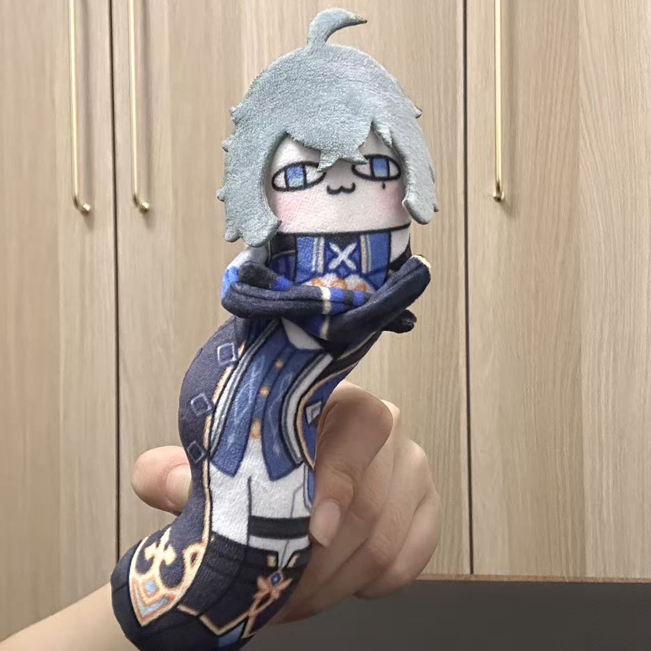 18cm Funny Genshin Impact Lohe - đánh giá và giá Cosplay Plushie Prop